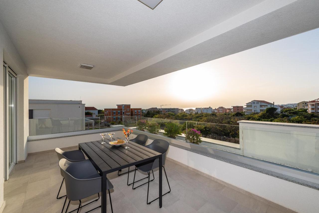 Apartments & Rooms Pool Villas Maris โนวาลยา ภายนอก รูปภาพ