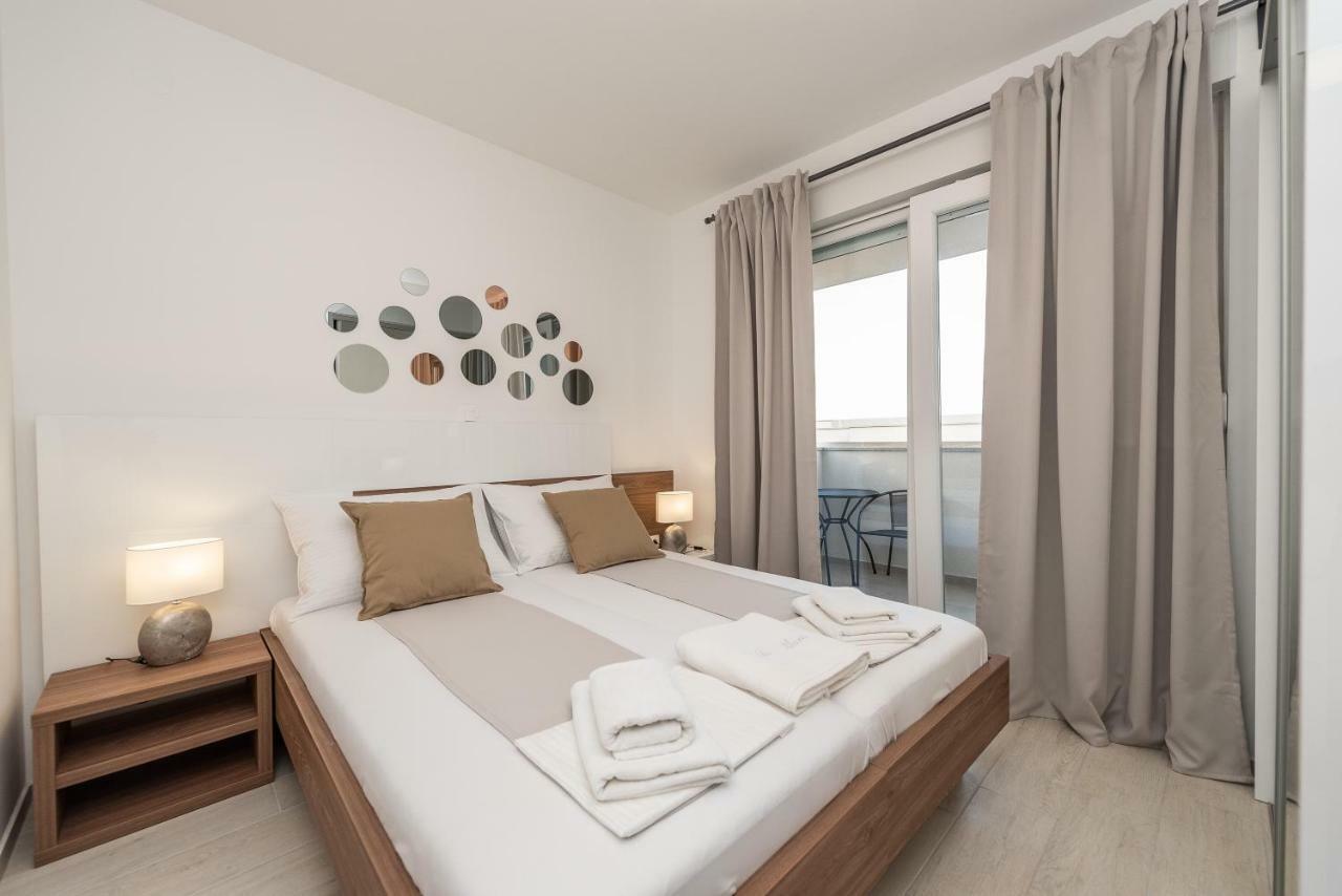 Apartments & Rooms Pool Villas Maris โนวาลยา ภายนอก รูปภาพ